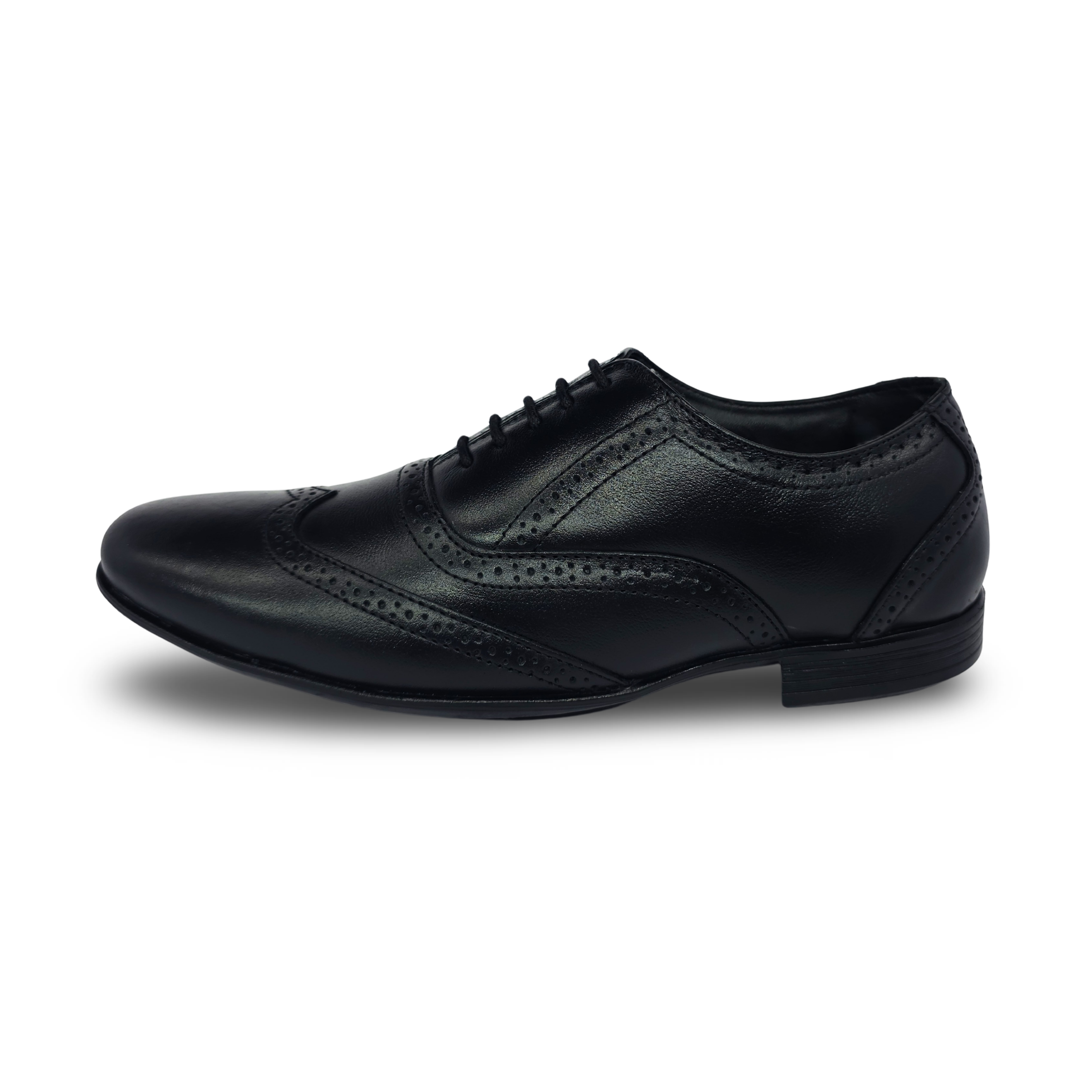 Elegant black leather brogue shoes for men – side profile